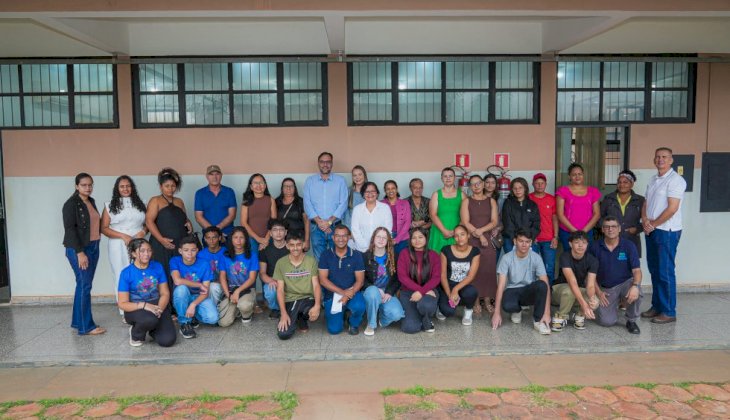Parceria amplia oportunidades para 33 adolescentes no Programa Jovem Aprendiz