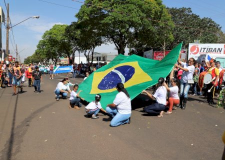 Nova Andradina realizará desfile cívico em comemoração aos de 200 anos da Independência do Brasil