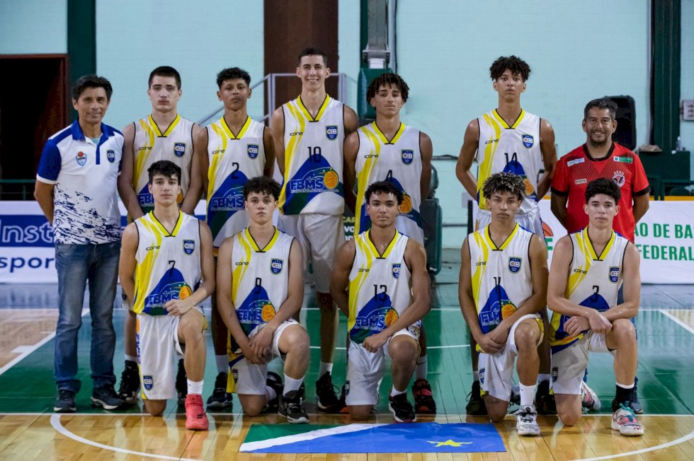 Atletas de Nova Andradina são campeões pela Seleção Sul-mato-grossense de Basquete em Brasília