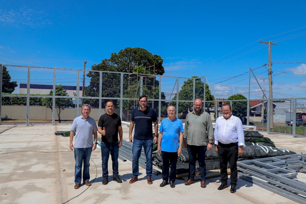 Com base entregue pela prefeitura, Fundesporte inicia instalação de Arena Esportiva