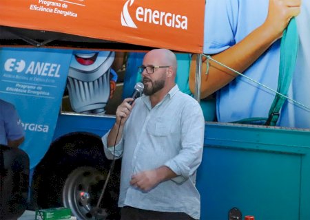 Ação entre Prefeitura e Energisa contempla moradores de Casa Verde com geladeiras